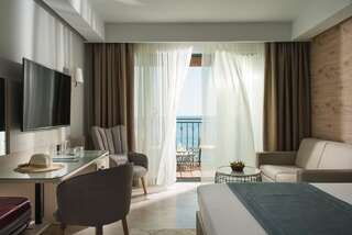 Отель Effect Algara Beach Club Hotel Кранево Стандартный двухместный номер с 1 кроватью и прямым видом на море (для 2 взрослых)-3
